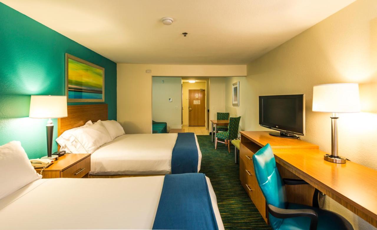 Holiday Inn Express Hotel & Suites Jacksonville-Blount Island Chambre photo
